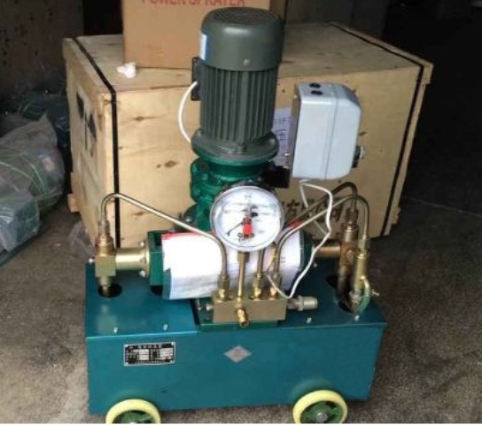 电动试压泵4D-SY100MPa